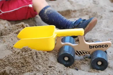 Schaufellaster Bronco