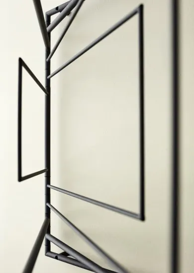 Wäsche- und Zeitungsständer Frame